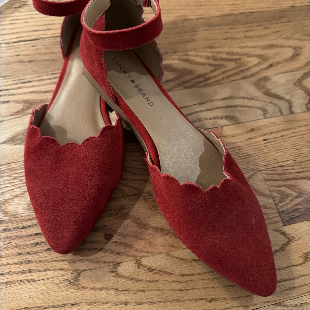 Lucky Brand Red Flats with Scalloped Edge and Ankle Strap